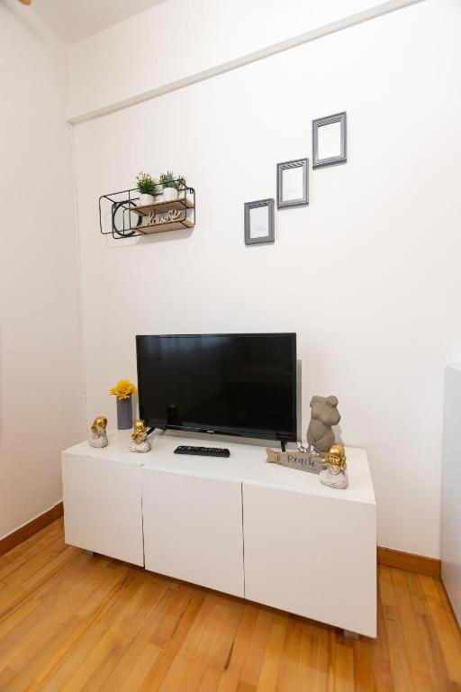 Light-2 Lovely Apartment In 地拉那 外观 照片